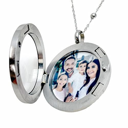 Personalized custom made photo locket necklace with a photo of your choice. The perfect Heirloom. Custom Gift.